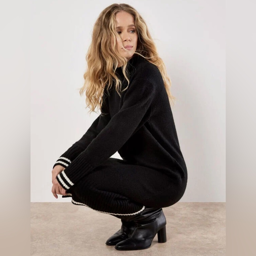 Apricot 🍑- Tipped Knitted Jumper Midi Dress - Picture 2 of 4